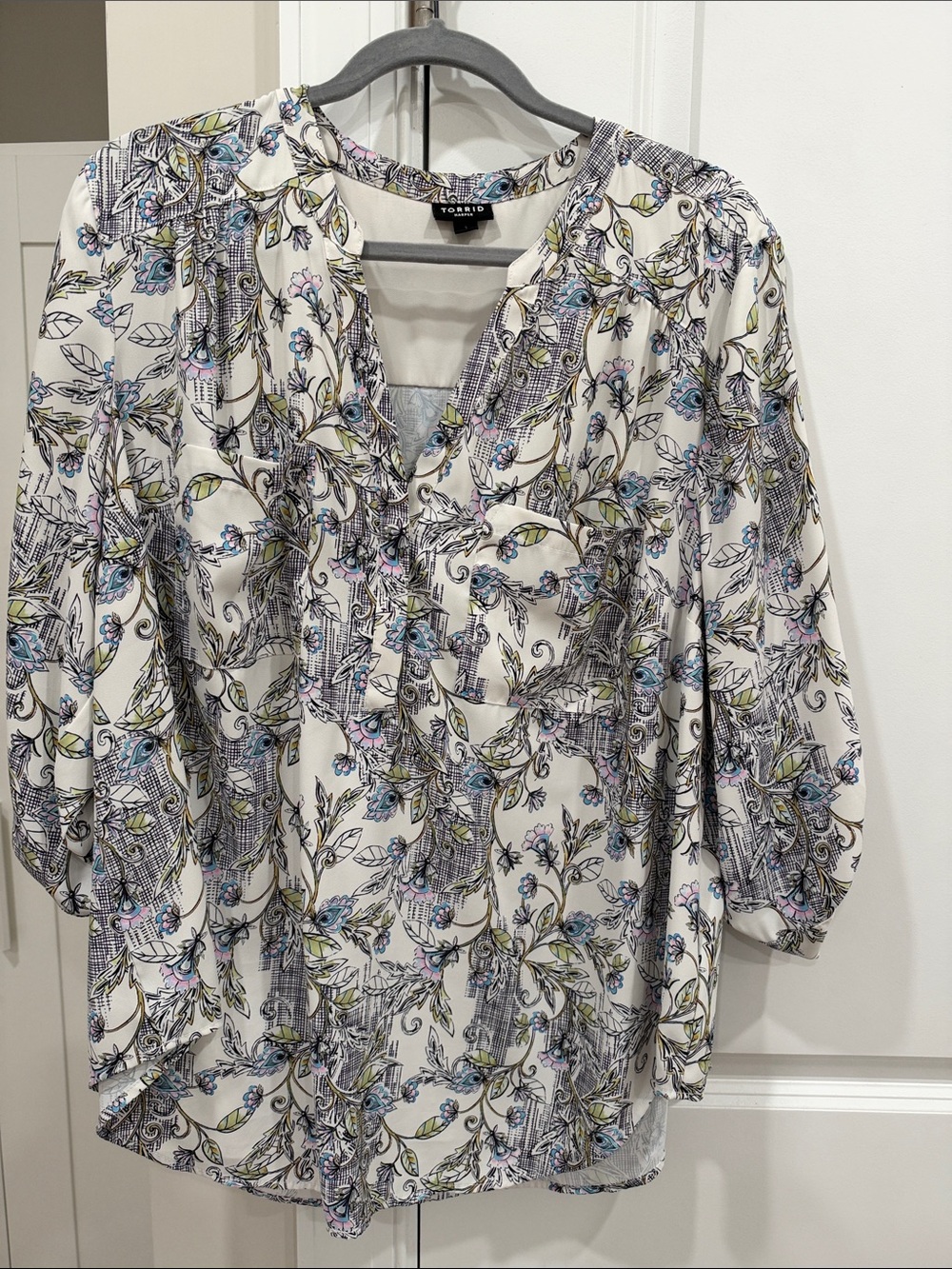 torrid White Floral Vine Blouse with Blue and Pink Accents